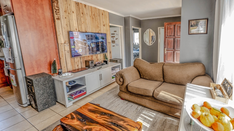 3 Bedroom Property for Sale in Zonnendal Western Cape
